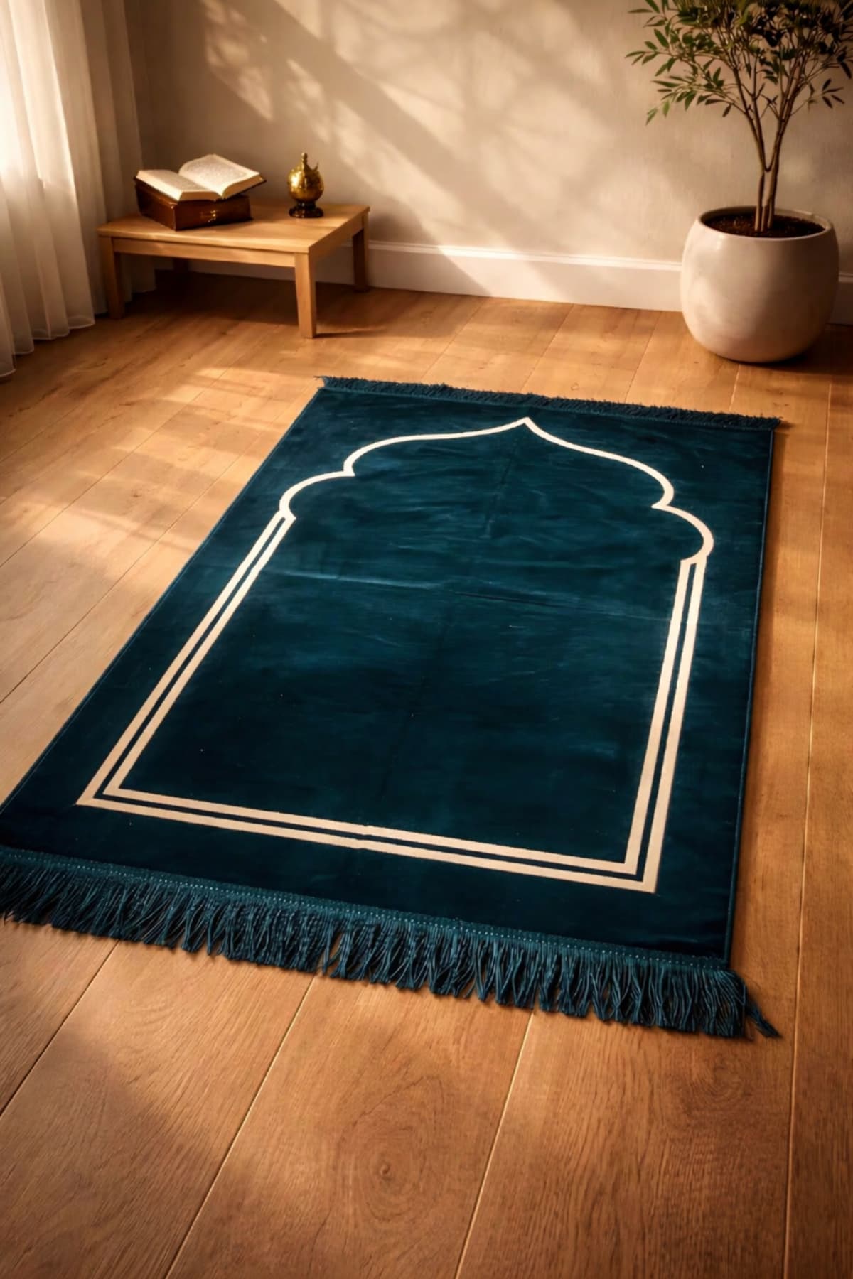 Sade Az Desenli Kadife Seccade Namazlık Sık Dokuma Dodya İplik Göz Yormayan Desen Seccade — görsel 1