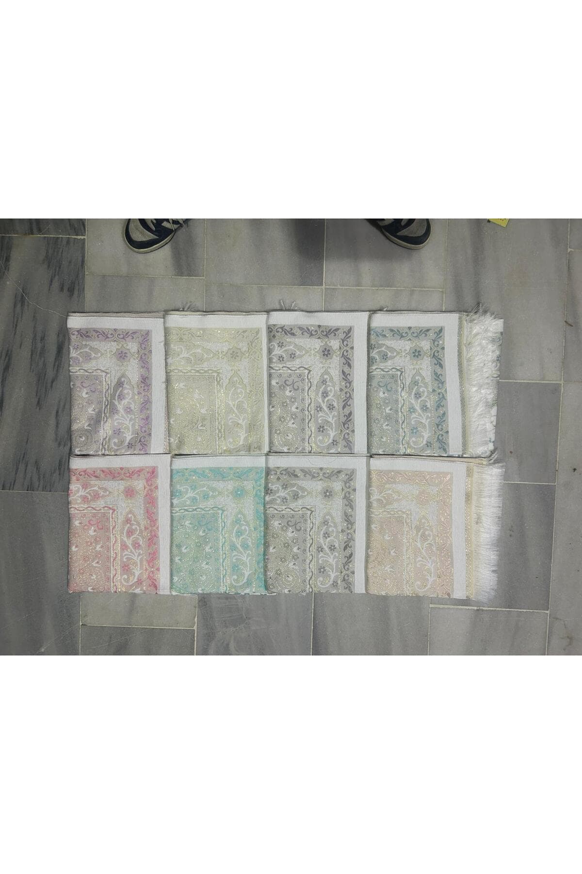 Lüks Şönil Çeyizlik Seccade - Kendinden Desenli Seccadesi — görsel 2